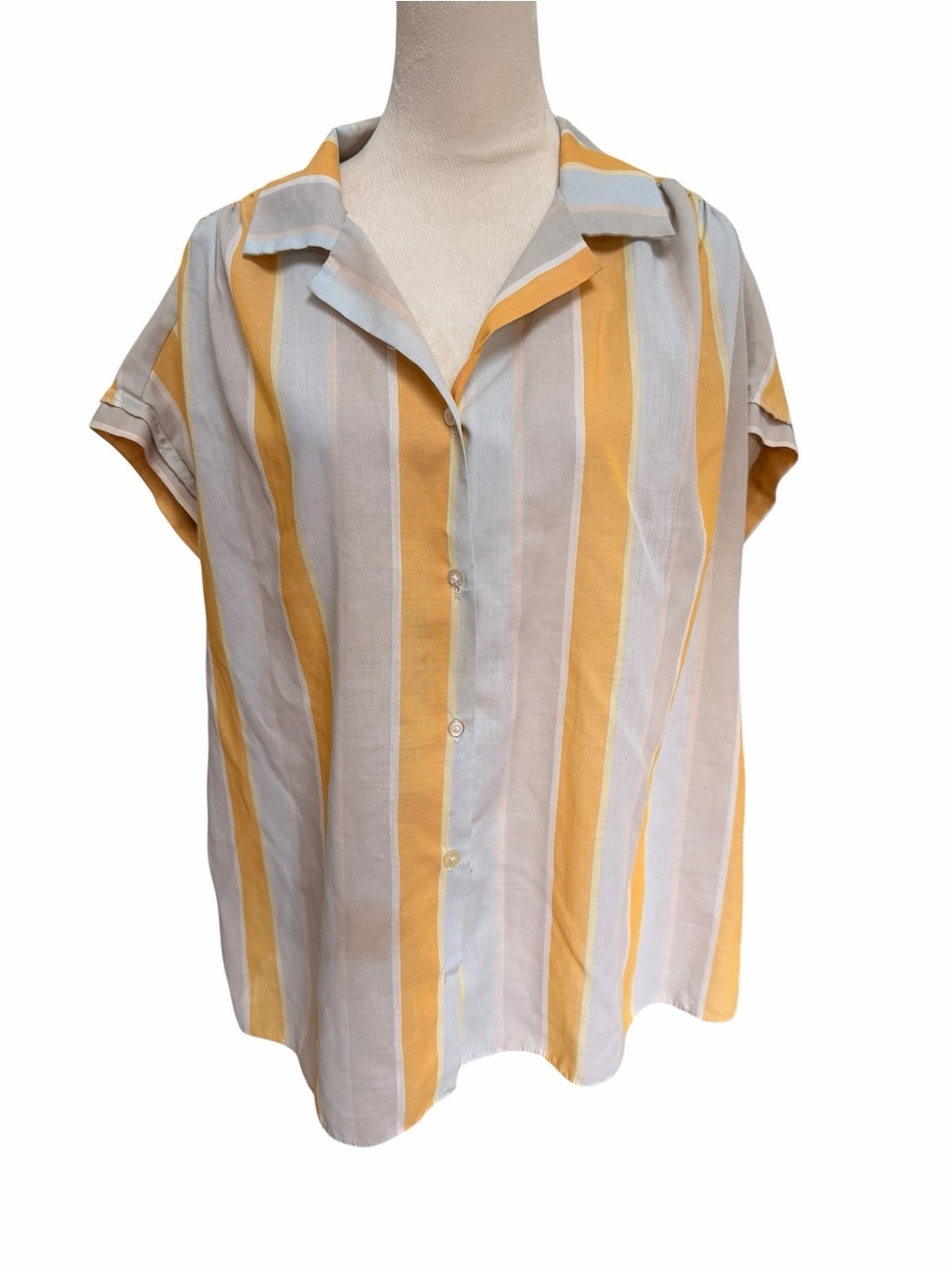 That’s Right California Women’s XL (no tag) Yellow Gray Striped Button-Up Blouse